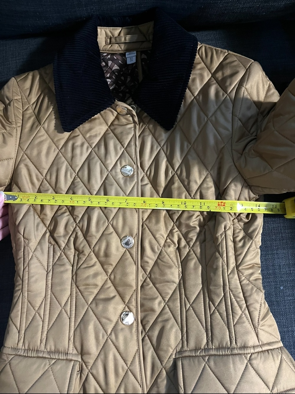 Burberry Quilted Victorian Jacket-PRICE FIRM, NO OFFERS PLS! - Picture 11 of 15